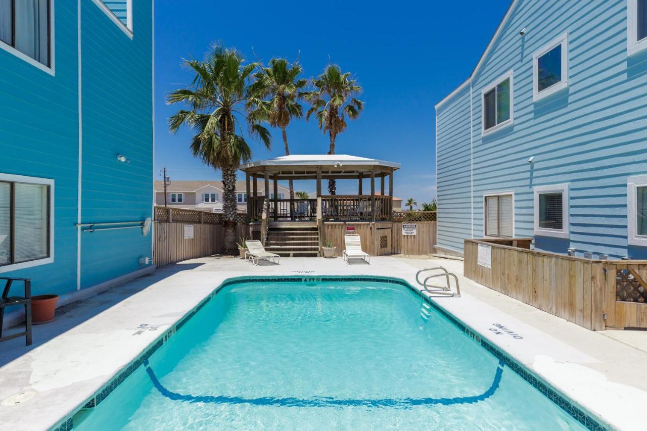 Affordable Family Condo -Walking Distance To Beach By Mustang Island, Sleeps Four, 2025 Traveler Award คอร์ปัสคริสตี ภายนอก รูปภาพ