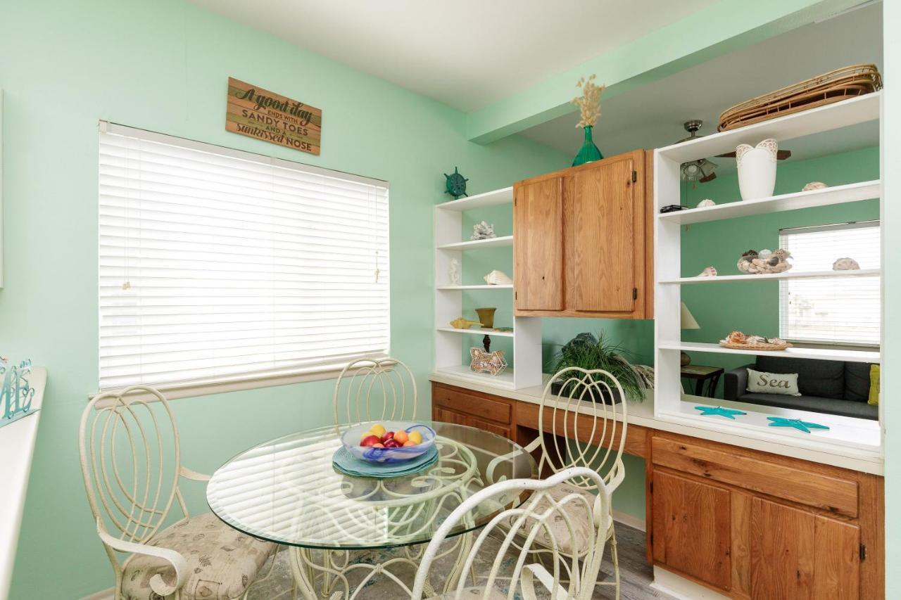 Affordable Family Condo -Walking Distance To Beach By Mustang Island, Sleeps Four, 2025 Traveler Award คอร์ปัสคริสตี ภายนอก รูปภาพ